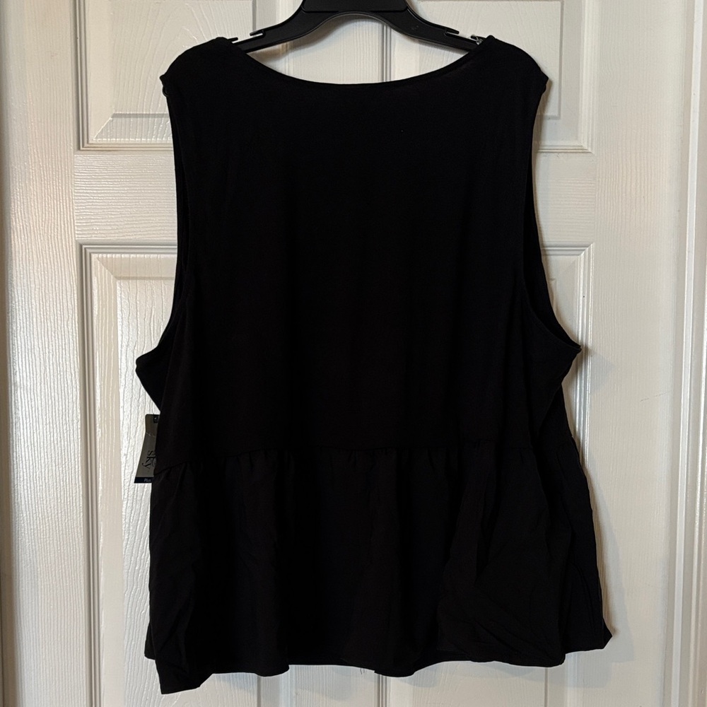Terra & Sky Black Sleeveless Top - Picture 2 of 4